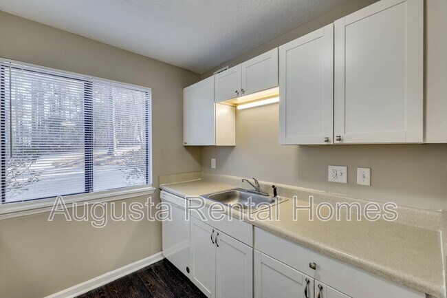 Building Photo - 2451A Jennings Road