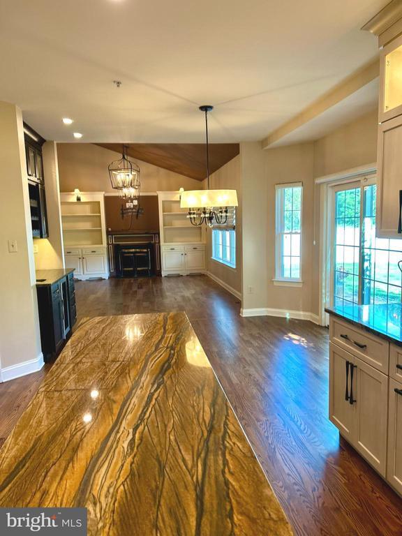 Building Photo - 3879 Charter Club Dr