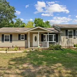 Foto principal - 14501 Livingston Rd