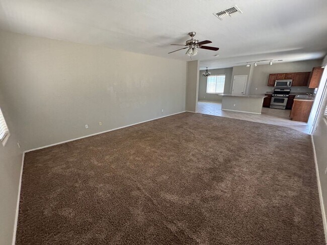 Building Photo - 4 Bedroom - 2.5 Bath - 2310 Sq Ft