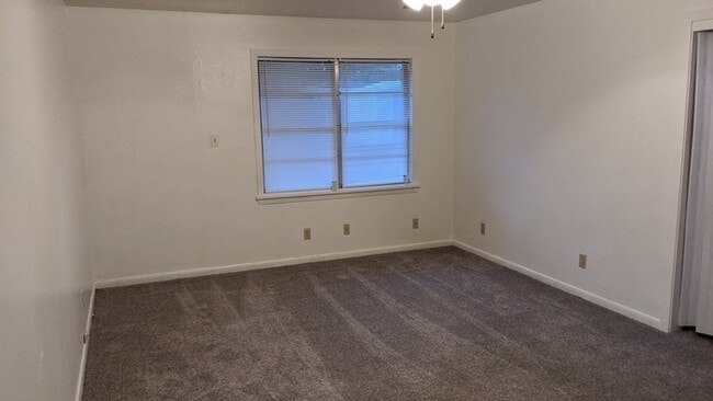 Building Photo - Lease To Own