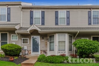 Building Photo - 1513 Cumberland Ct