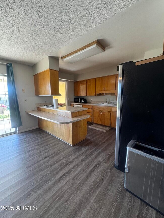 Foto del edificio - 3819 W Golden Ln