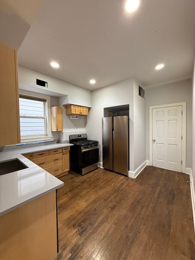 Foto del edificio - 3252 W Crystal St