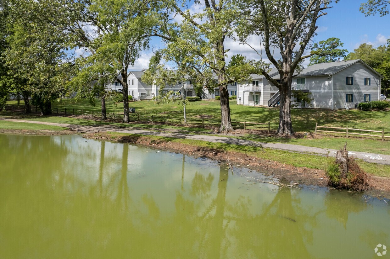 Woodmere Reserve 1421 Stonehenge Rd Montgomery, AL