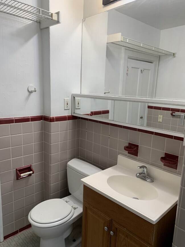 Foto del edificio - 822 Hawthorn Ave