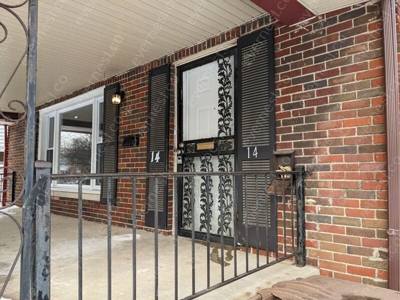 14 Spokane Dr, Pontiac, MI 48341 House for Rent in Pontiac, MI