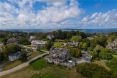 Primary Photo - 14 Aquidneck Ave