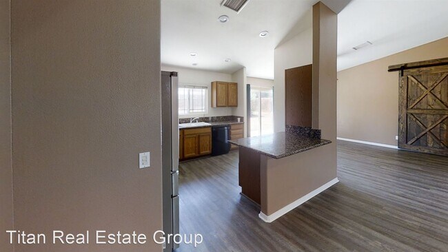 Building Photo - 3 br, 2 bath House - 14583 Almond St