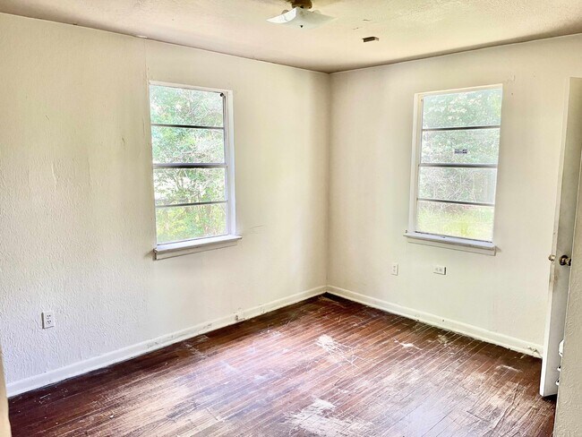 Foto del edificio - 5157 Ritterman Ave