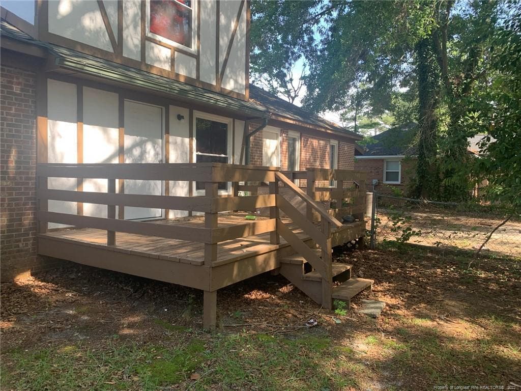 1052 Strickland Bridge Rd, Fayetteville, NC 28304 Room for Rent in