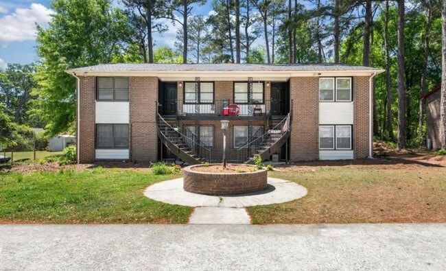 Building Photo - 215 Windsor Point Rd