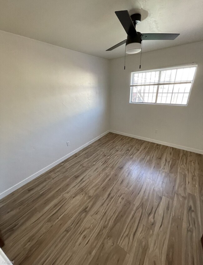 Building Photo - 2 br, 1 bath Duplex - 1822 Kearney Avenue ...