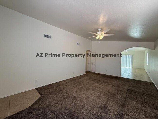 Building Photo - 11991 W Cabrillo Dr