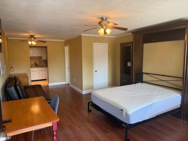 Foto del edificio - 405 Dunwoody St