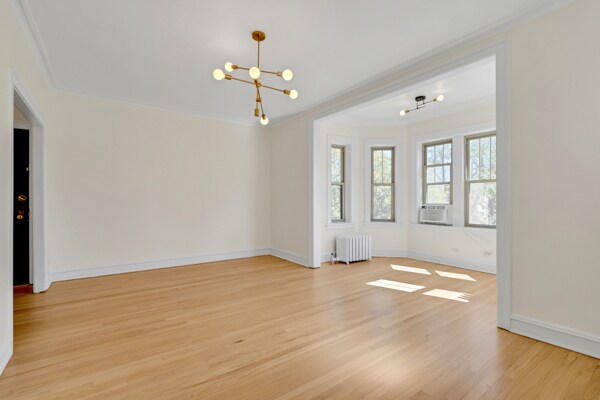 Foto del edificio - 847 S Humphrey Ave