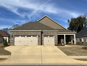 Building Photo - 150 Lenore Ct