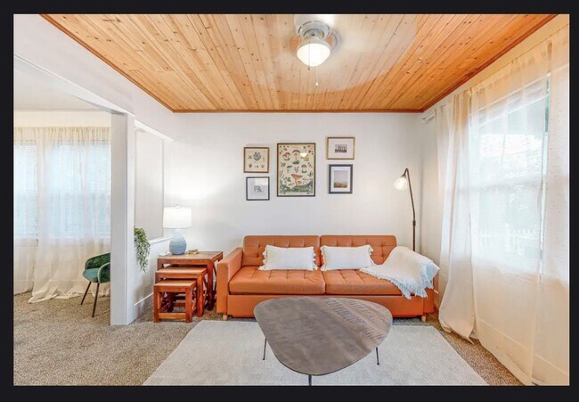 Foto del edificio - 5515 S Corbett Ave