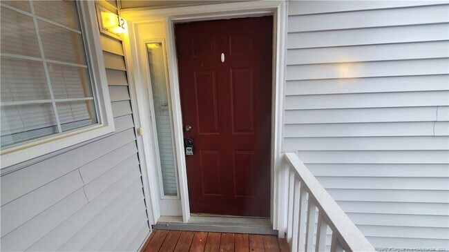 Building Photo - 241 Waterdown Dr