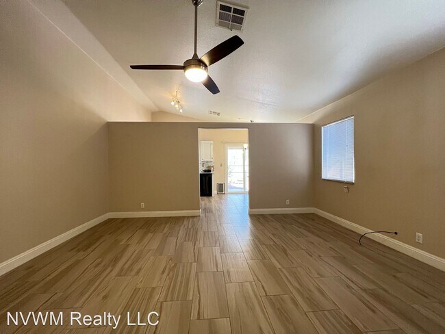 Foto del edificio - 3 br, 2 bath House - 3716 Bronco Billy Ct