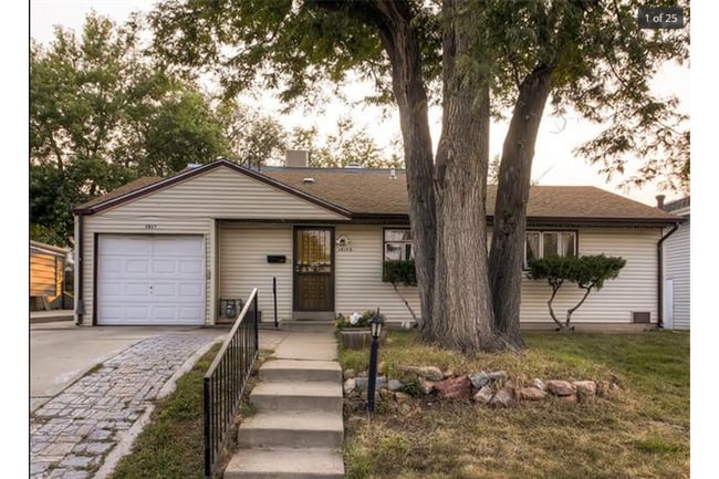 Photo - 1815 S Sunset Way House