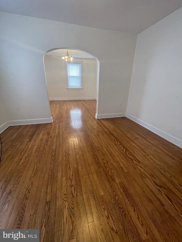 607 Piedmont Ave Unit 2B, Cumberland, MD 21502 Room for Rent in Cumberland, MD