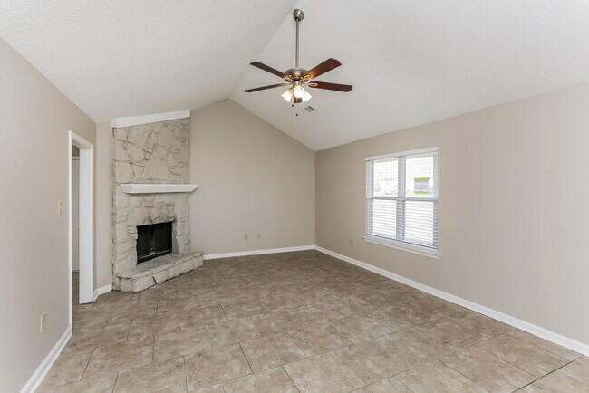 Foto del edificio - 5305 Oak Court Cove N