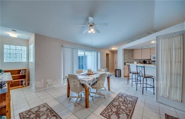 Foto del edificio - 9474 Palm Island Cir