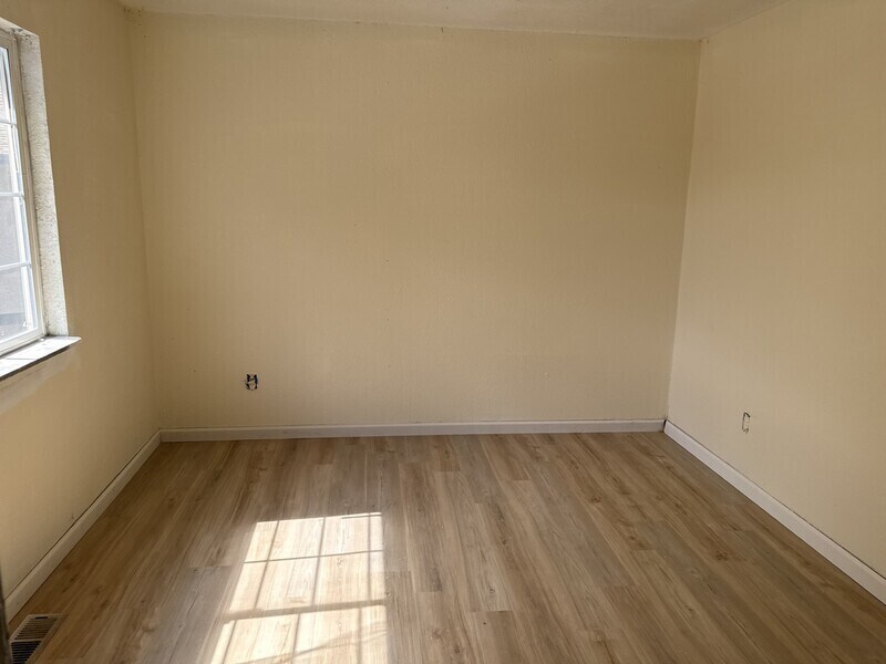 Foto del edificio - 1826 Monterey Rd