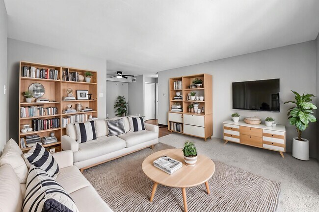 Building Photo - Park @ Nine23