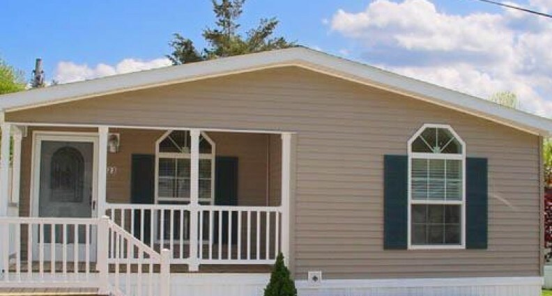 Building Photo - Hillcrest