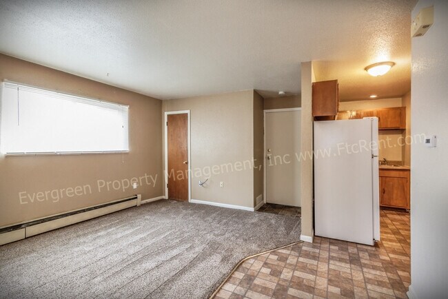 Foto del edificio - 1301 Burton Ct