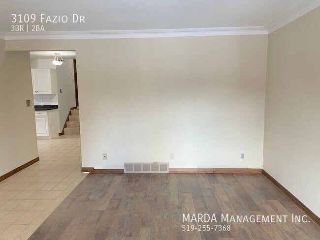 Photo du bâtiment - SPACIOUS 3 BED 2 BATH HOME IN GREAT SOUTH WINDSOR + UTILITIES!