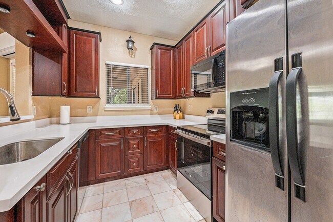 Building Photo - 4144 Greystone Way