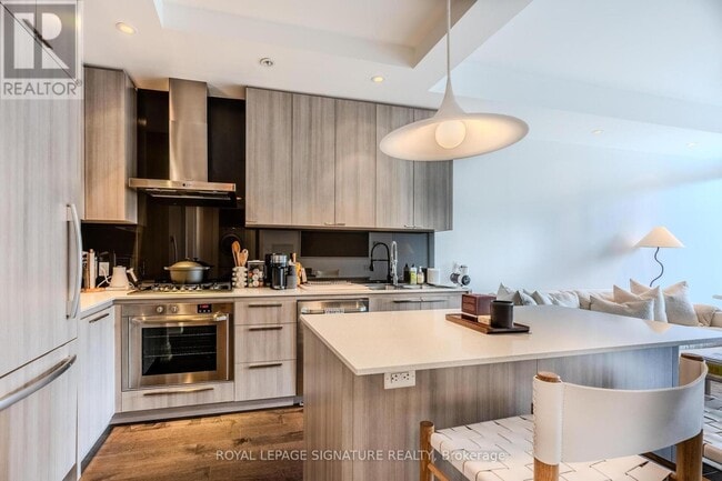 Photo du bâtiment - 88-388 Davenport Rd