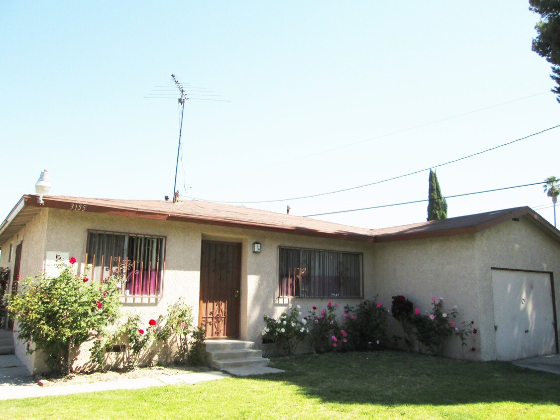 3155 Banning Ave, Lynwood, CA 90262 Apartments in Lynwood, CA