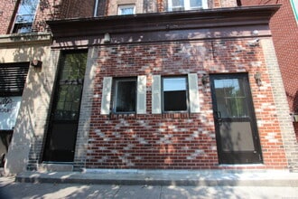 Building Photo - 235 Wooster St