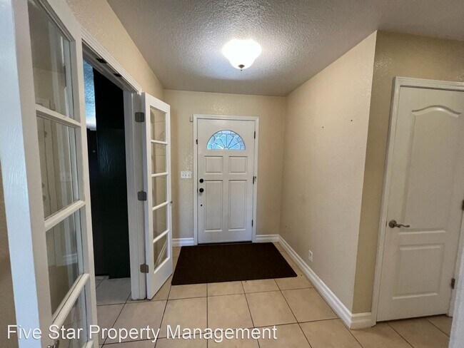 Foto del edificio - 3 br, 2 bath House - 495 April Way