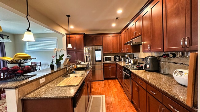 Foto del edificio - 14600 19th Ave W