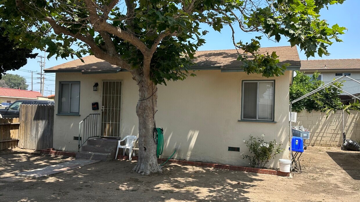 Foto del edificio - 22024 Main St