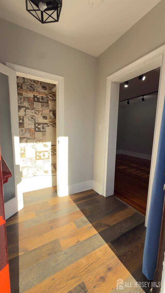 Foto del edificio - 55 Suydam St