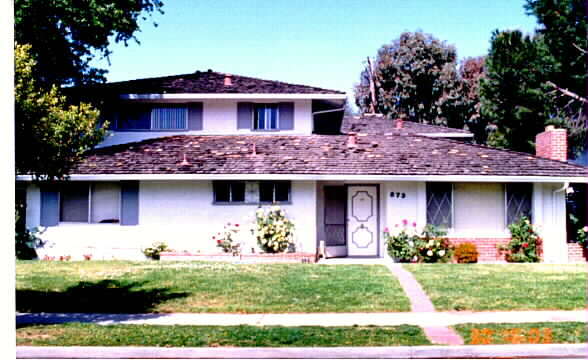 Building Photo - 873 Castlewood Dr