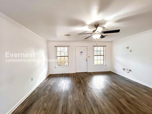 Building Photo - 613 Jefferson St