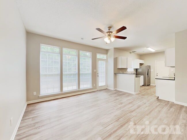 Building Photo - 6309 McIntyre Ridge Dr