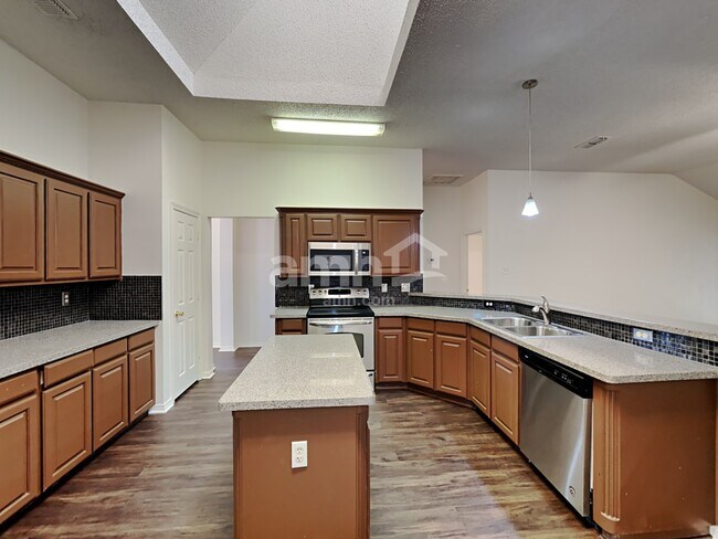 Foto del edificio - 6024 Silkcrest Trail