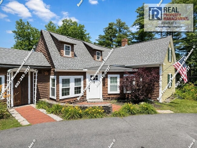 Building Photo - Claim a Piece of Nashua History! - Historic 3 bed 2 bath Single Family Home