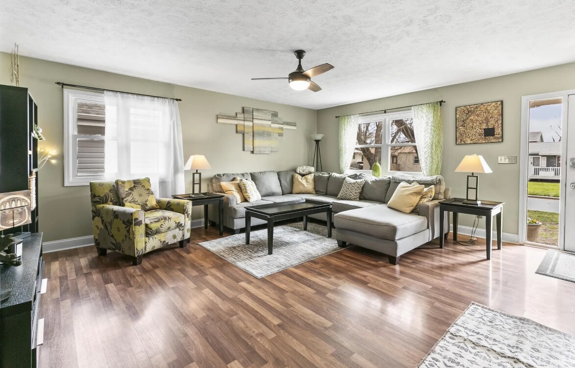 Foto principal - 6812 Mason St