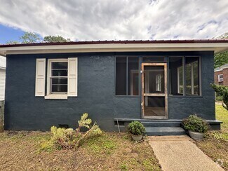 Building Photo - 1376 W Hancock Ave