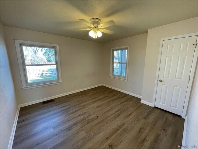 Building Photo - 2915 S Elati St