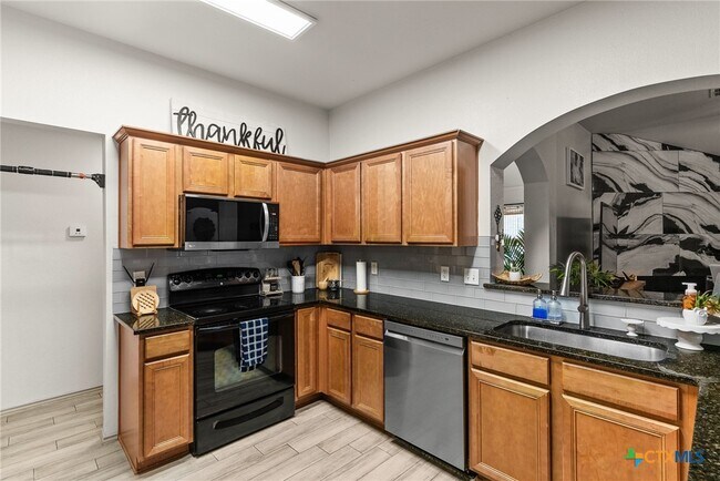 Foto del edificio - 5402 Birmingham Cir